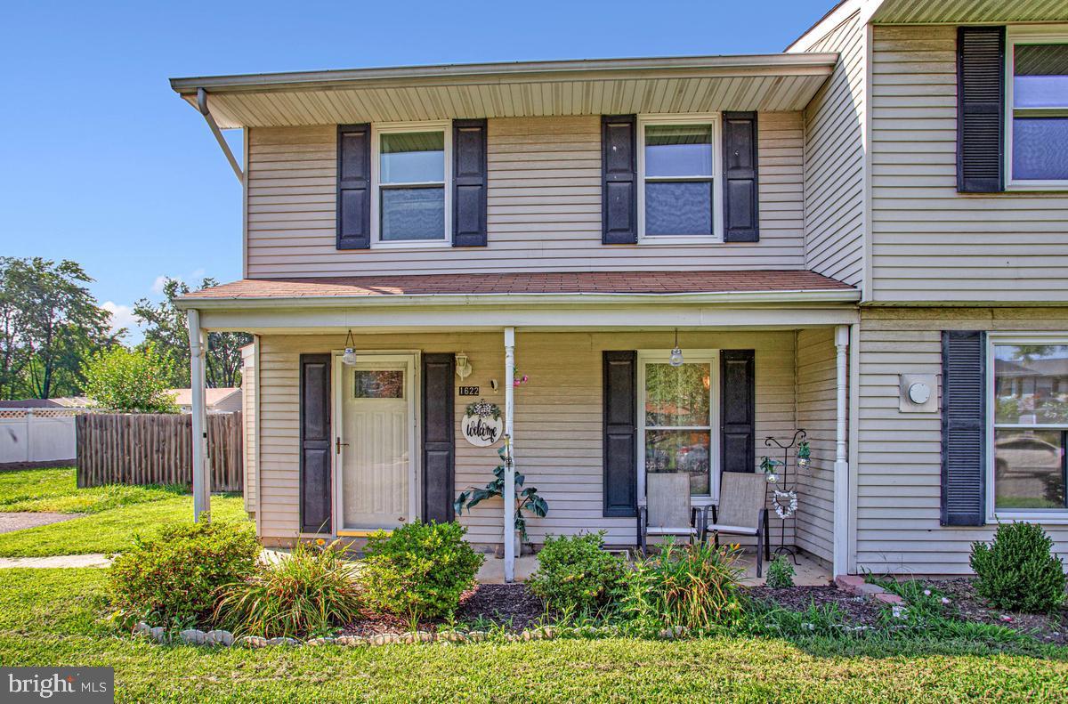 1622 Secretariat Dr Property Photo 1