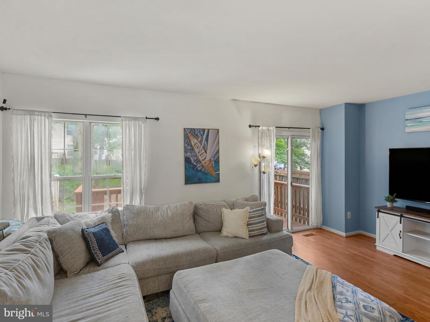 629 Lions Gate Ln Property Photo 11