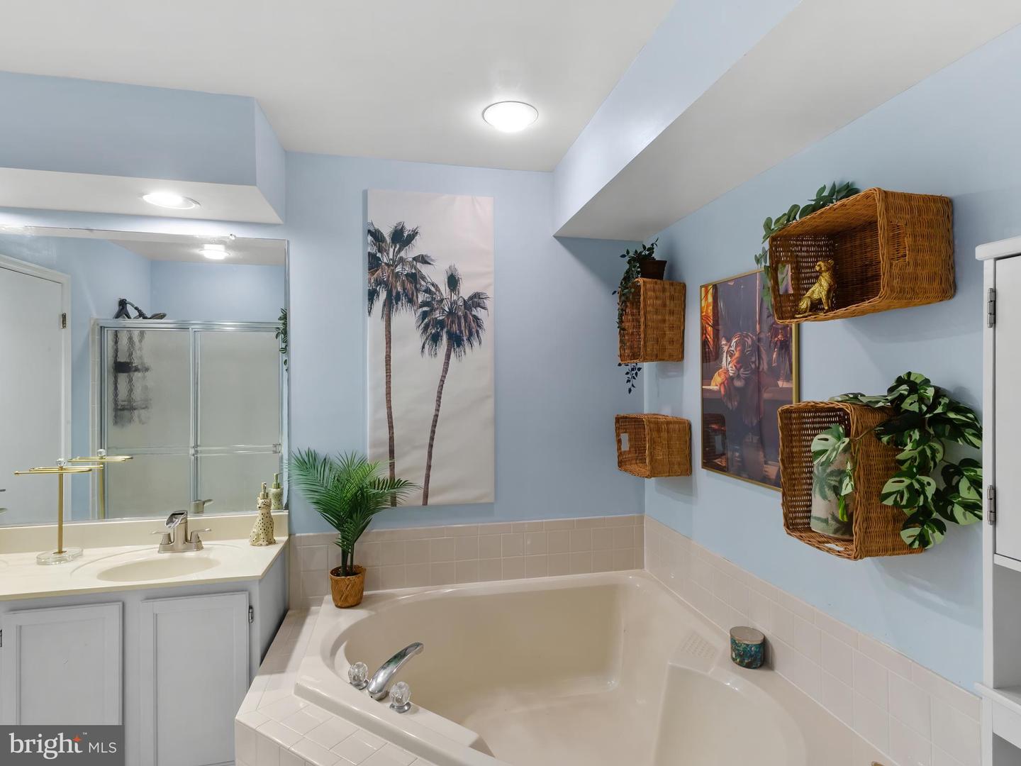629 Lions Gate Ln Property Photo 19
