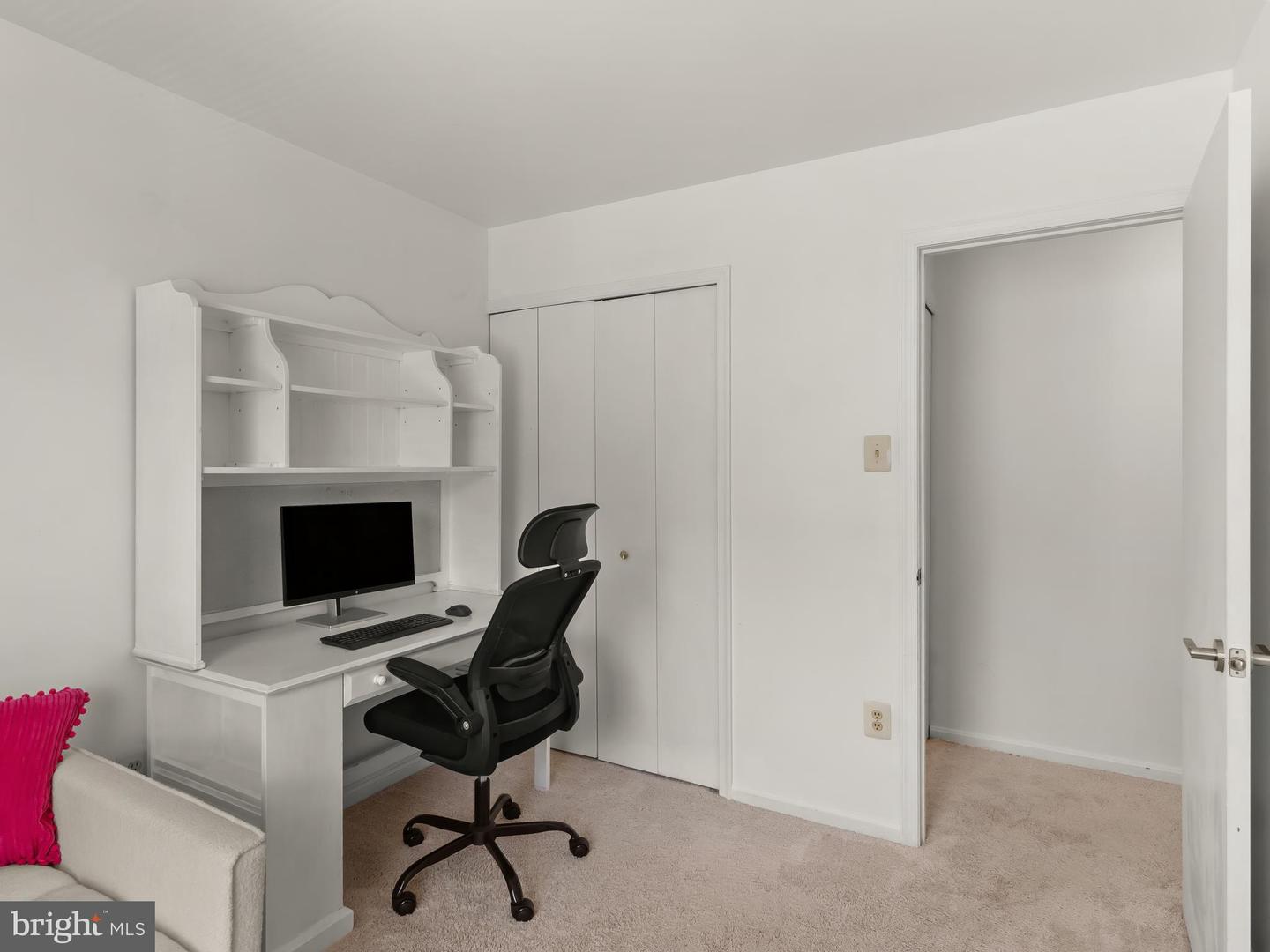 629 Lions Gate Ln Property Photo 24