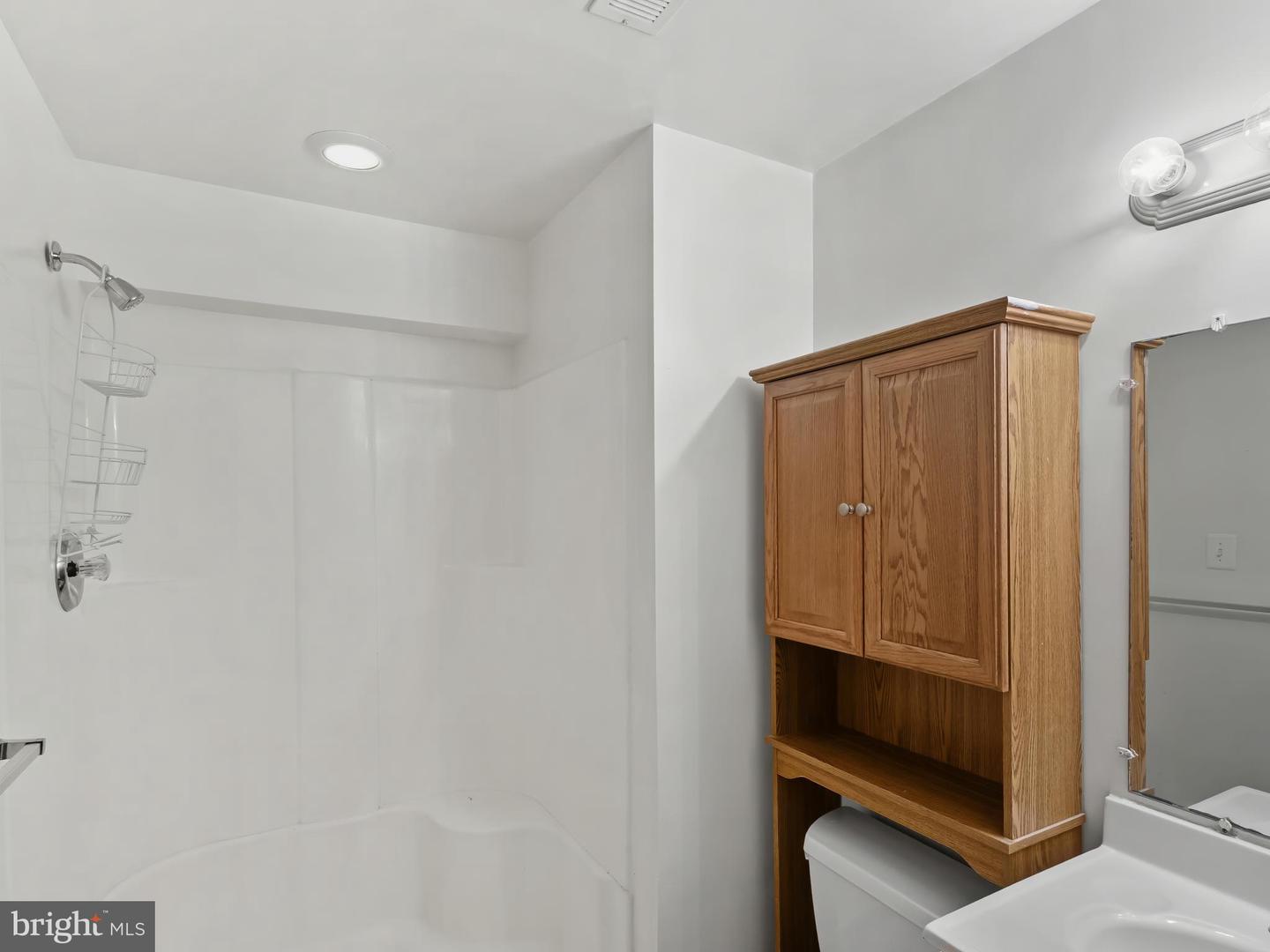 629 Lions Gate Ln Property Photo 30