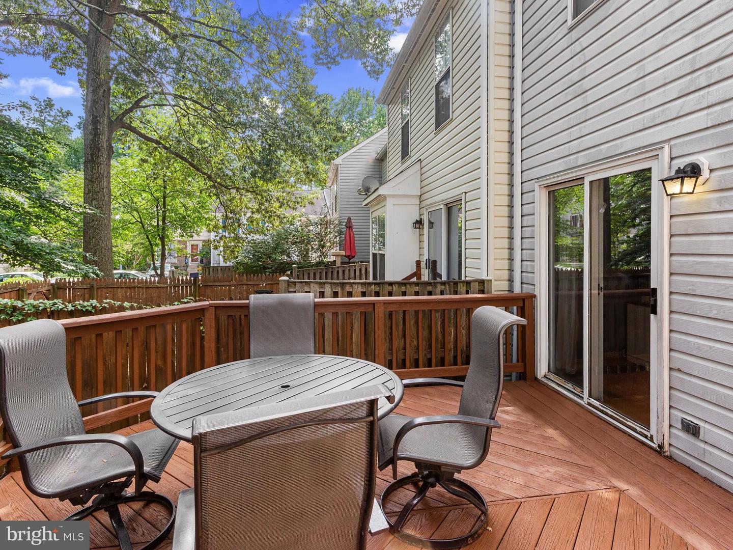 629 Lions Gate Ln Property Photo 34