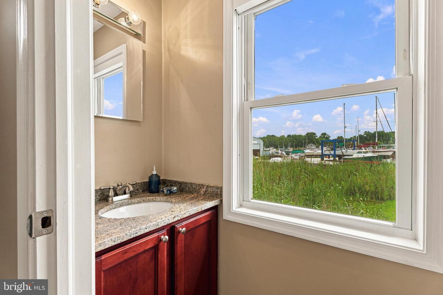 3762 Beach Drive Blvd Property Photo 6