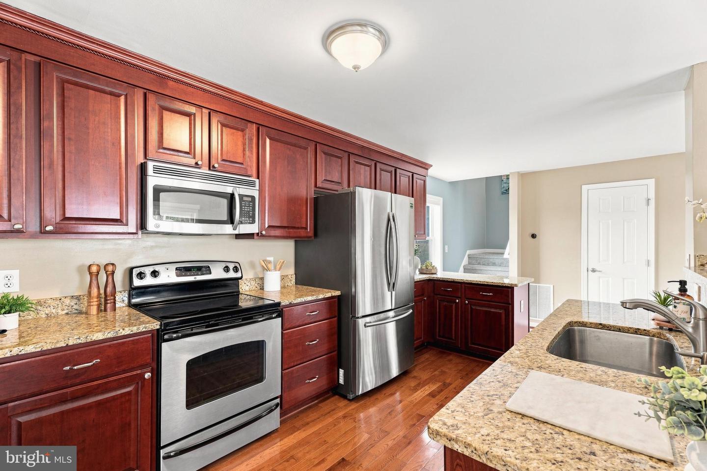 3762 Beach Drive Blvd Property Photo 10