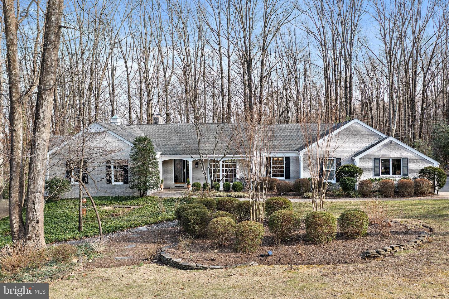 1812 Millridge Ct Property Photo 4