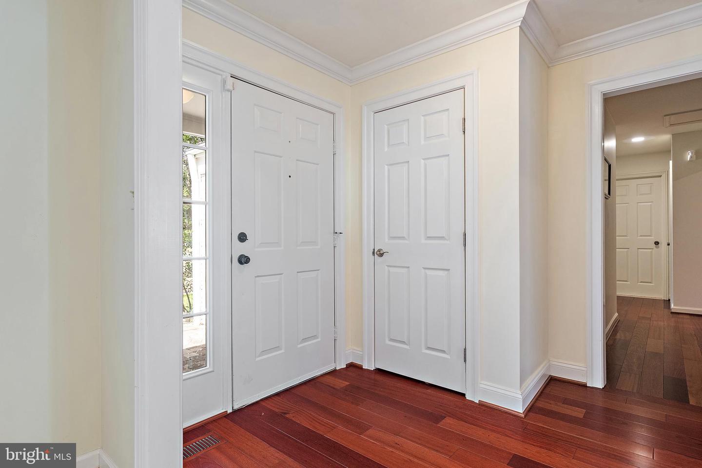 1812 Millridge Ct Property Photo 7
