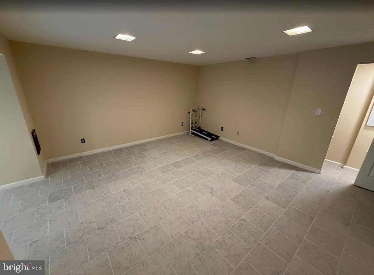 3522 Forest Haven Dr #basement Property Photo 6
