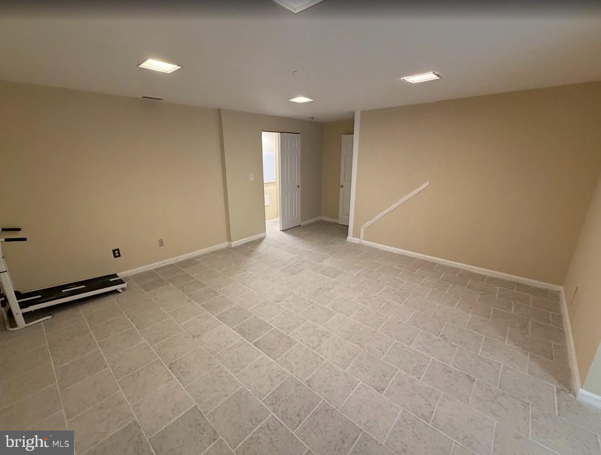 3522 Forest Haven Dr #basement Property Photo 7
