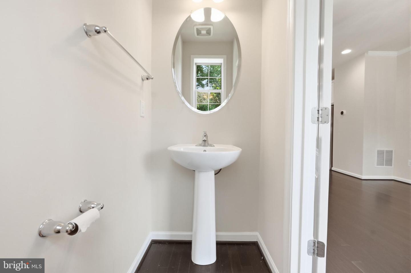 8132 Hollow Ct Property Photo 20