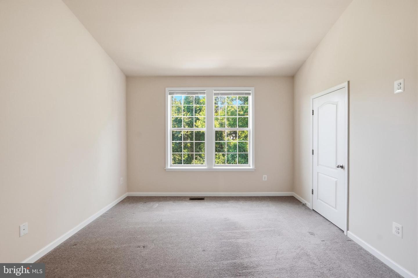 8132 Hollow Ct Property Photo 23
