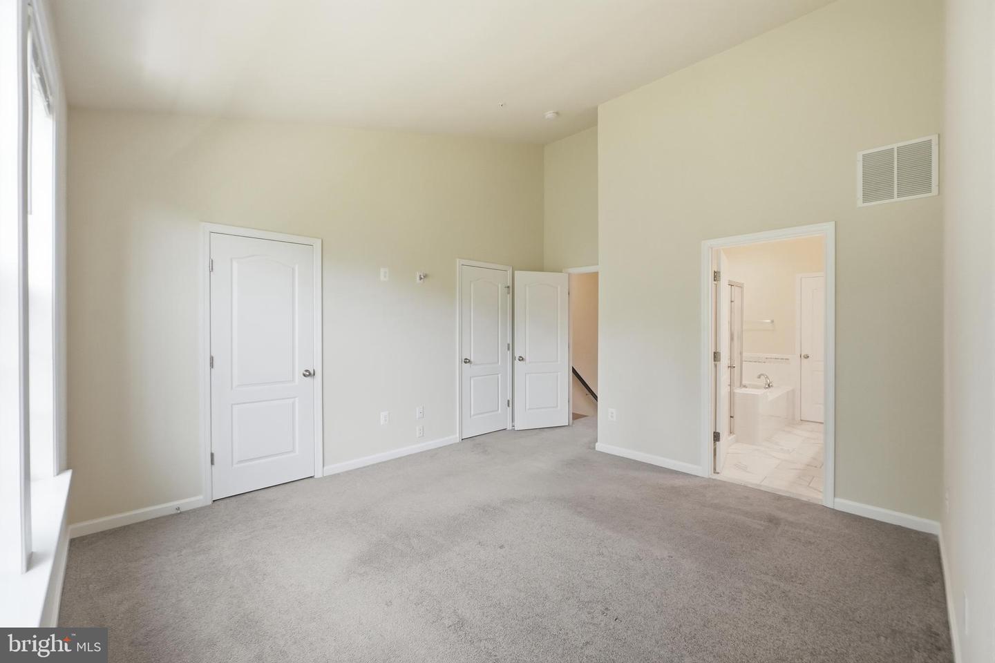 8132 Hollow Ct Property Photo 24