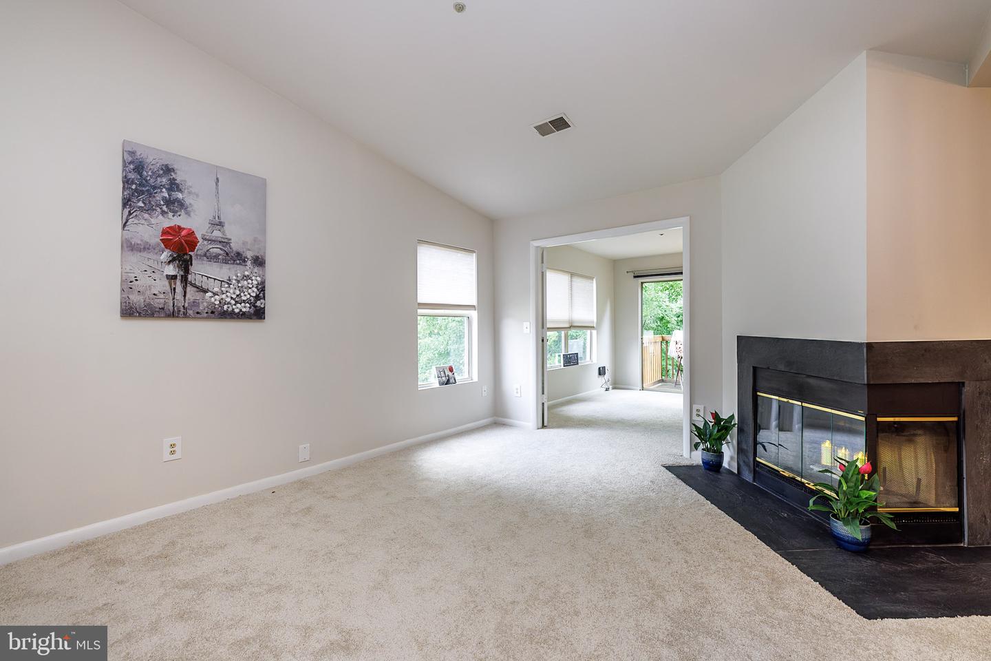 30-i Sandstone Ct Property Photo 7