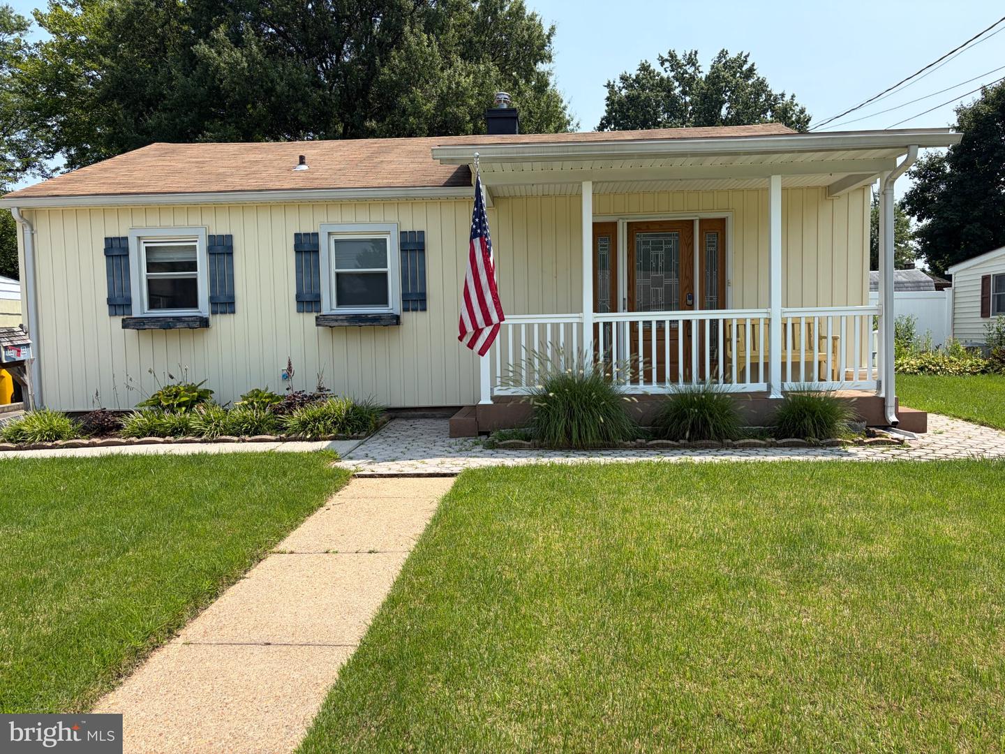 105 Garrett Rd Property Photo 1