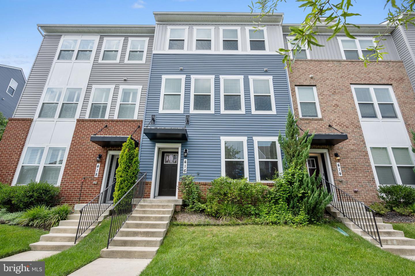 416 Lightship Landing Way Property Photo 1