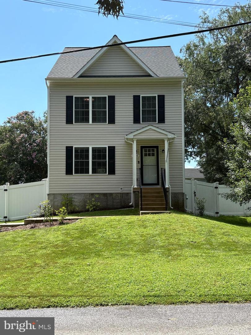 556 SUNSET KNOLL RD