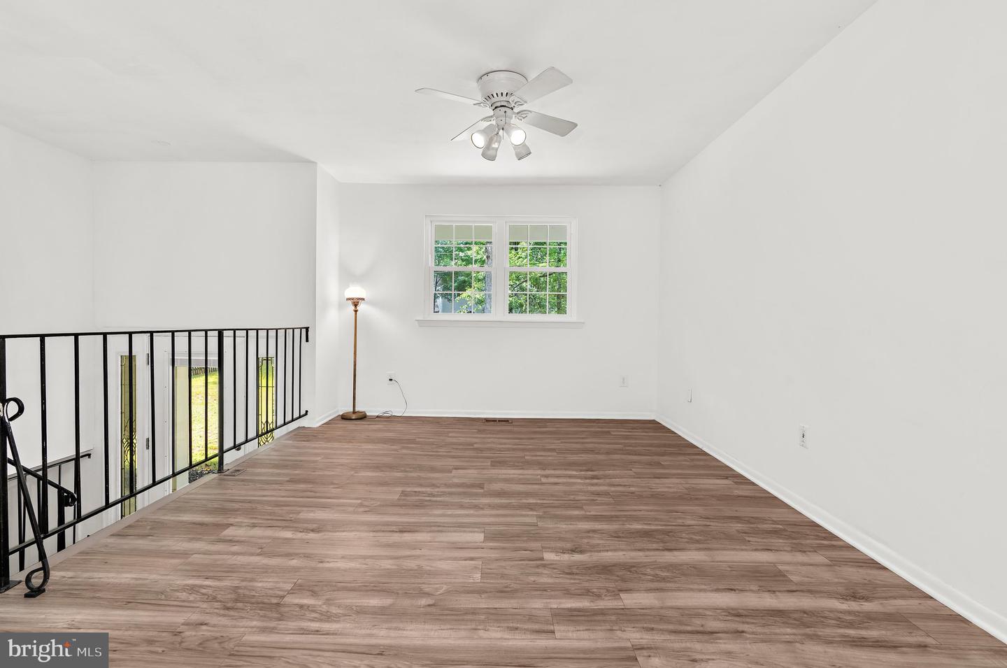 785 Rolling View Dr Property Photo 15