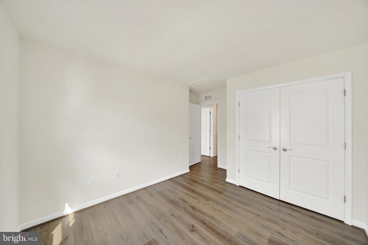 7819 Wolf Run Ln Property Photo 17