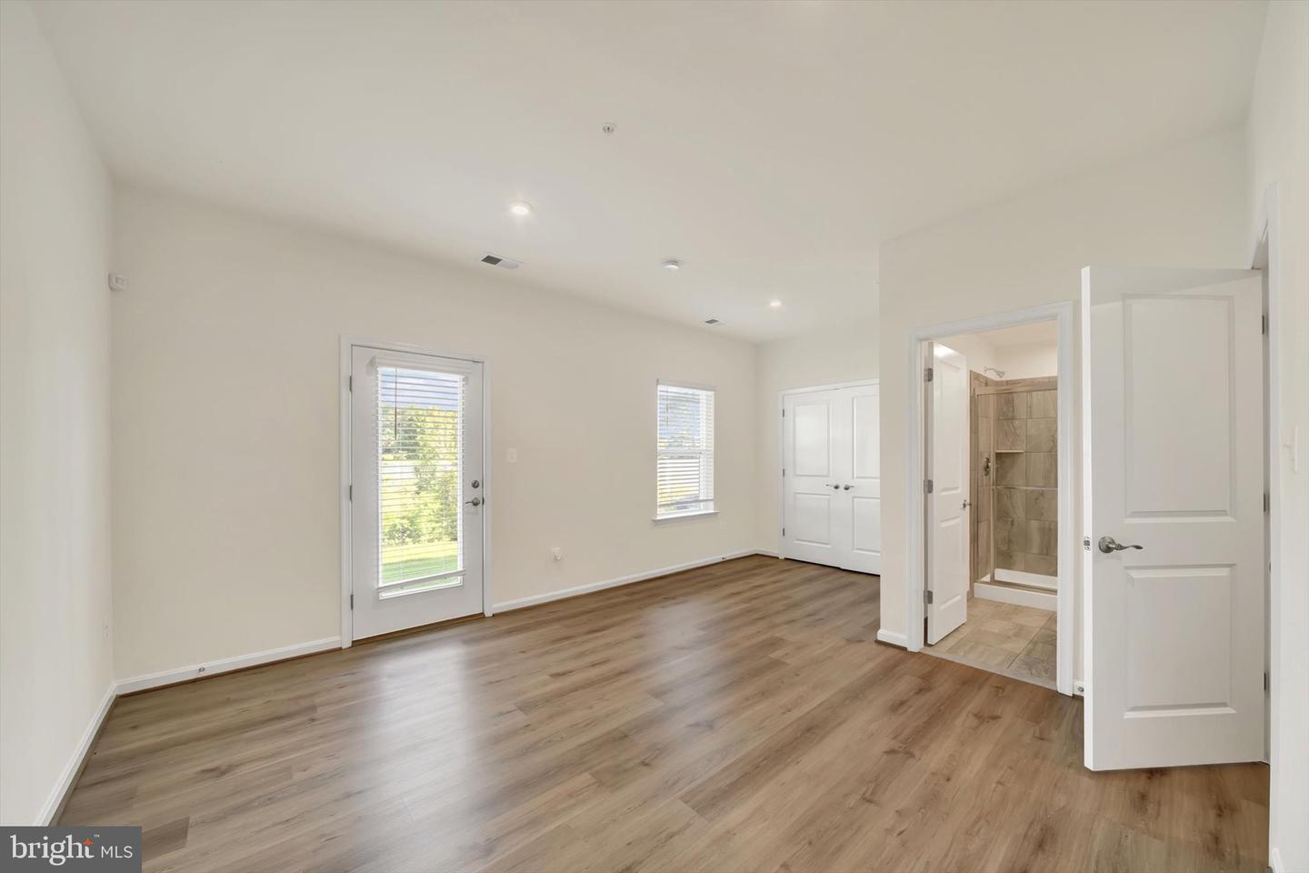 7819 Wolf Run Ln Property Photo 28