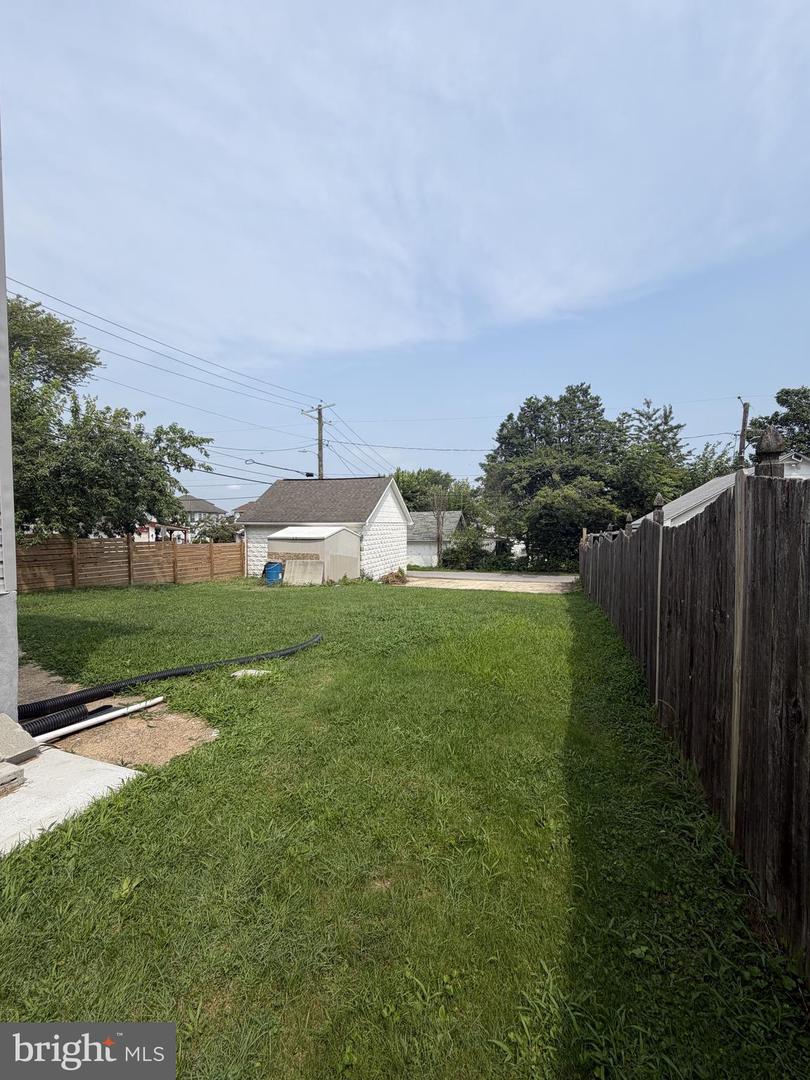 14 3rd Ave Property Photo 7