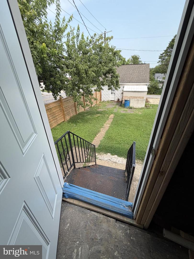 14 3rd Ave Property Photo 17