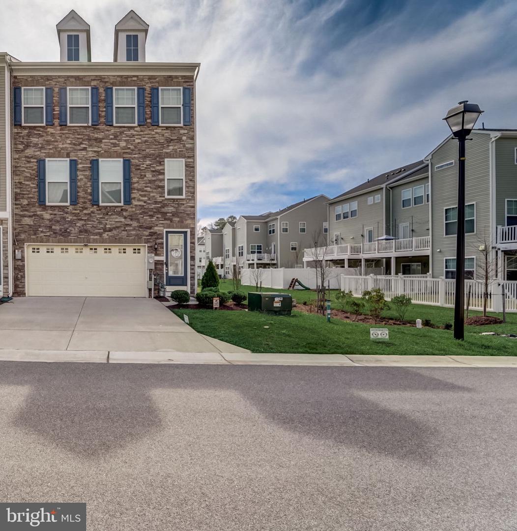 8382 Amber Beacon Cir Property Photo 1