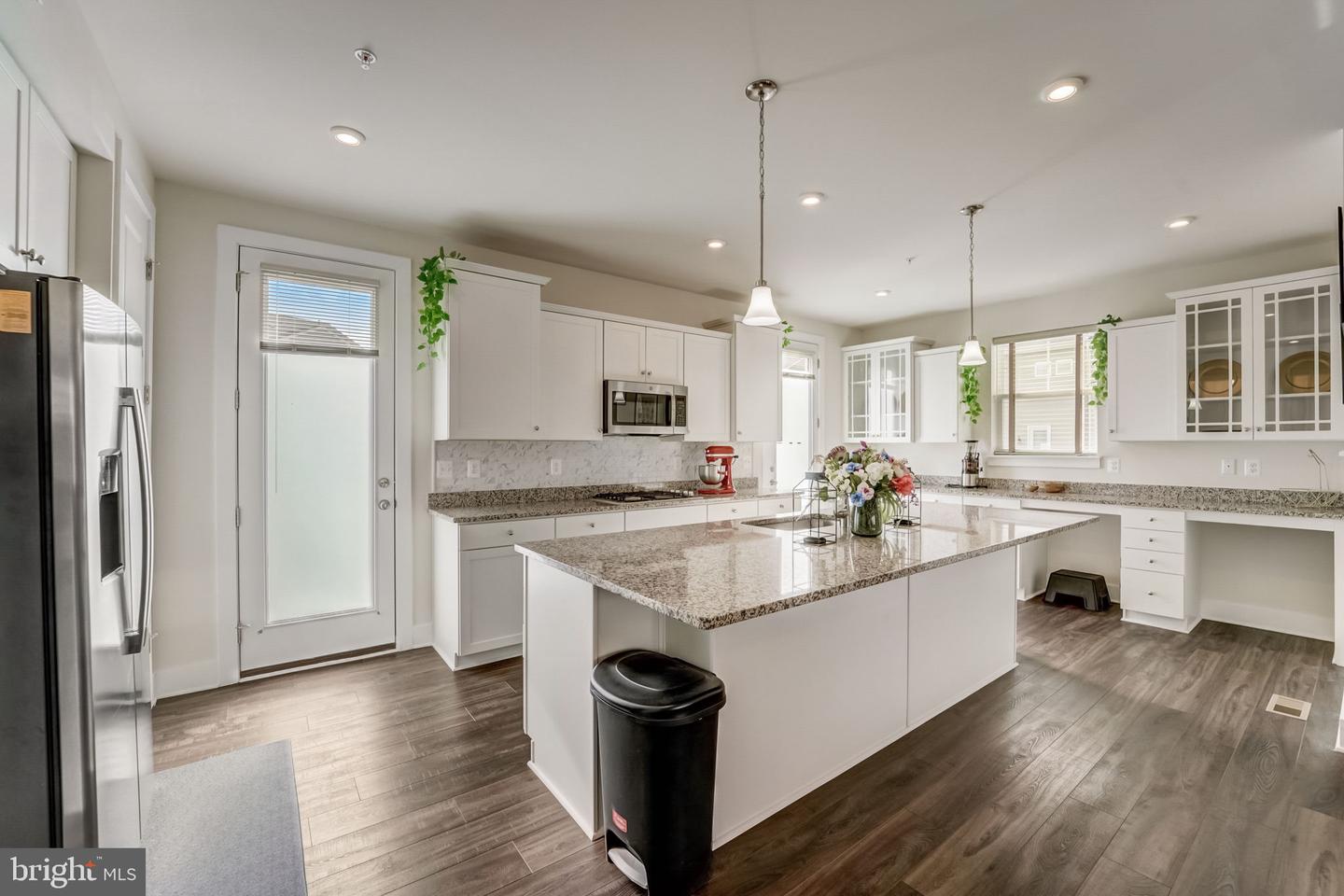 8382 Amber Beacon Cir Property Photo 4
