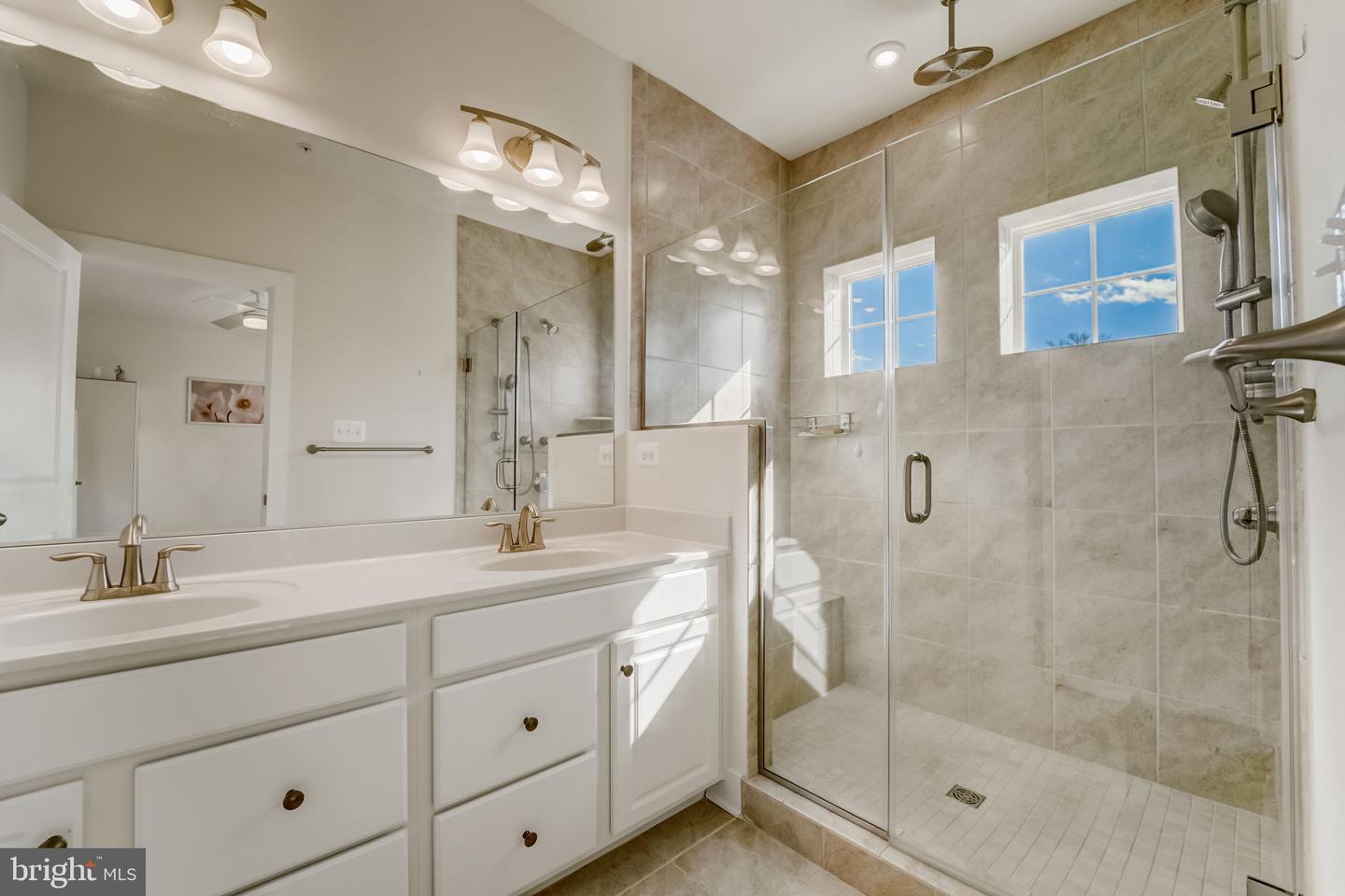 8382 Amber Beacon Cir Property Photo 9