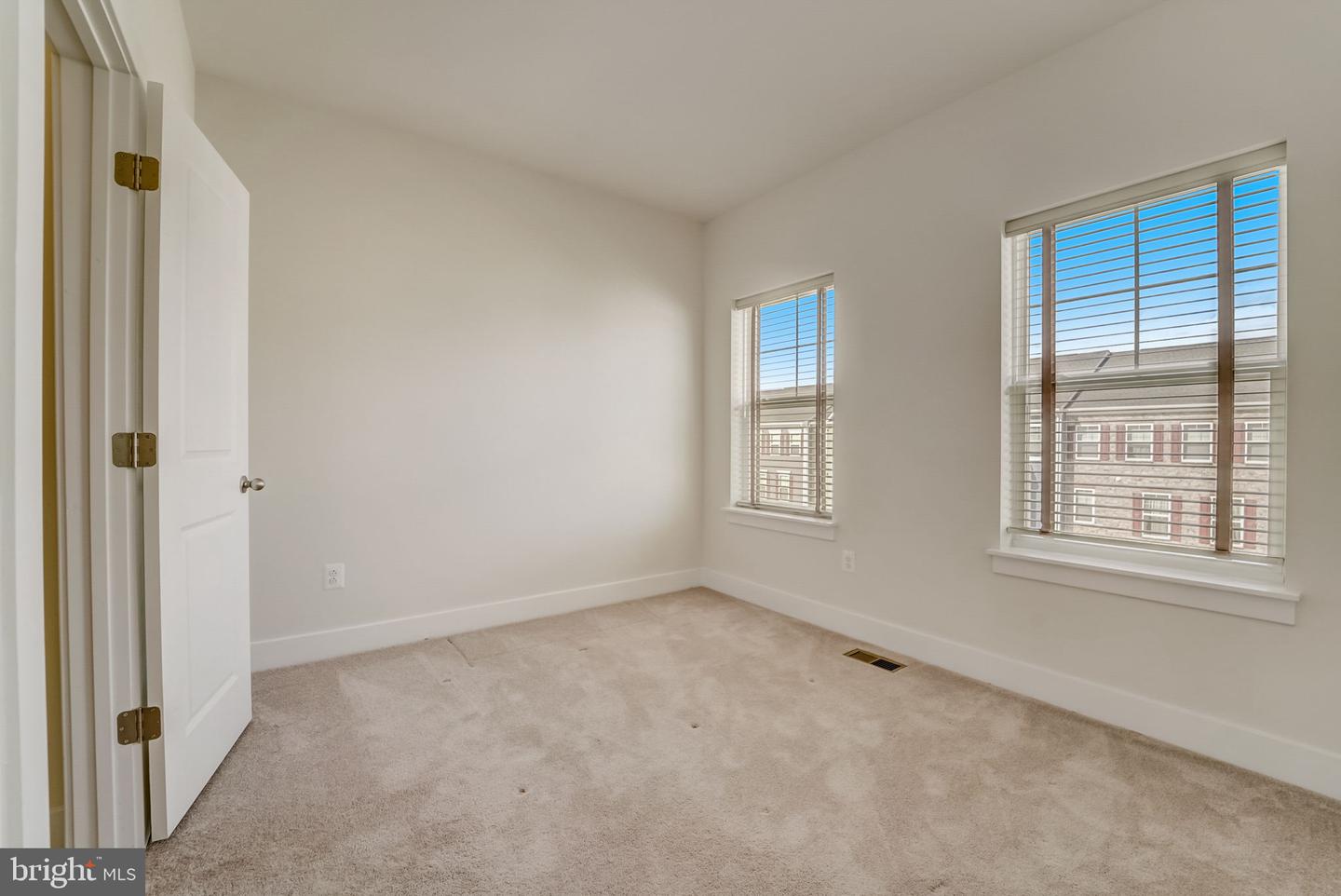 8382 Amber Beacon Cir Property Photo 13