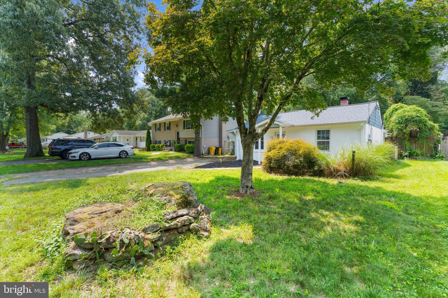 758 Whitneys Landing Dr Property Photo 4