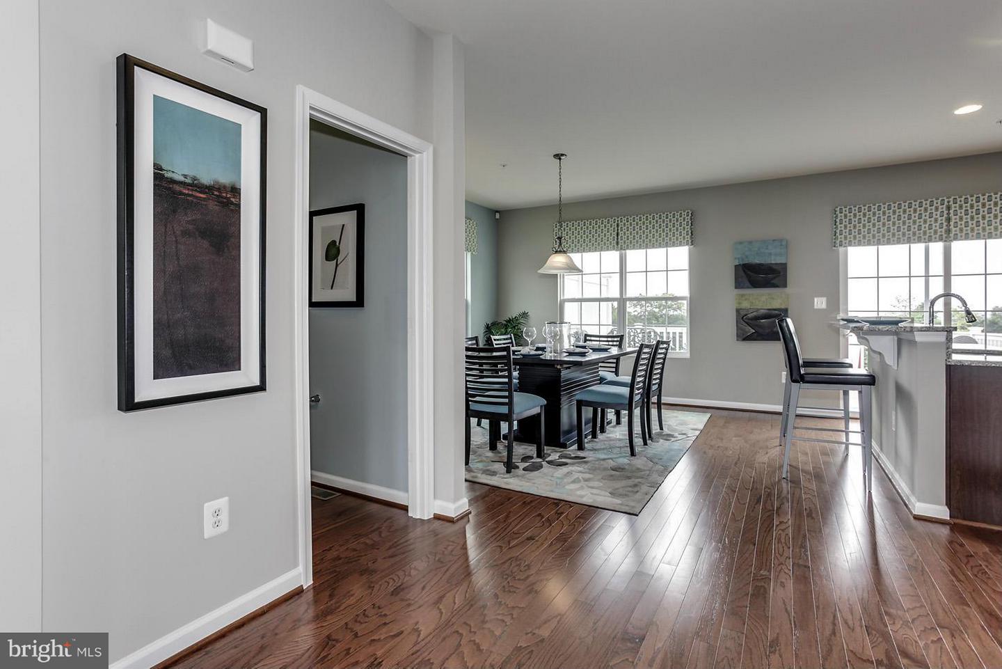 8603 Crooked Tree Ln Property Photo 7