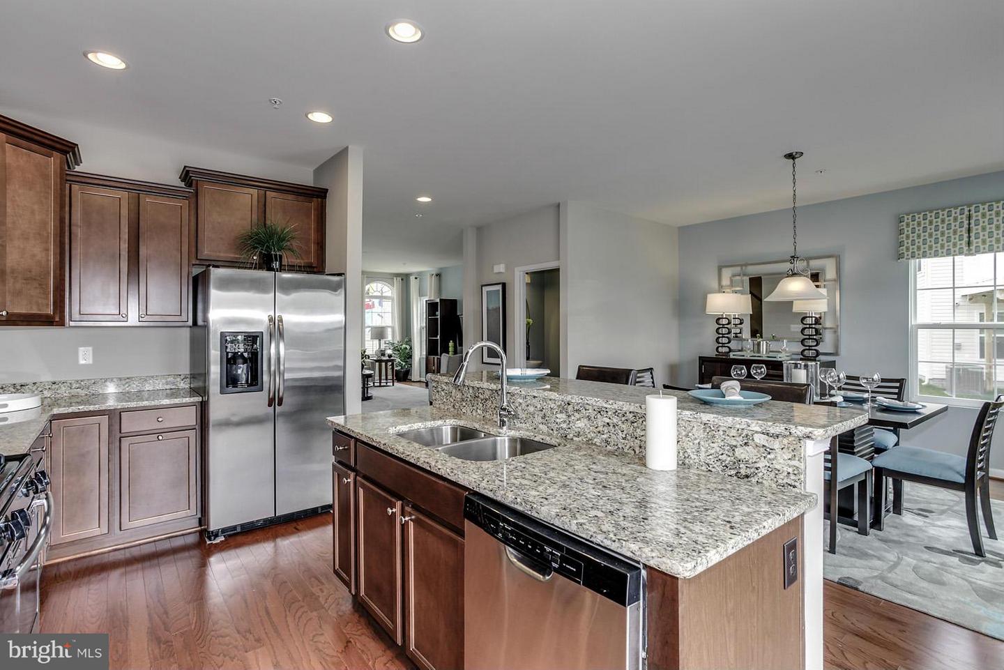8603 Crooked Tree Ln Property Photo 13