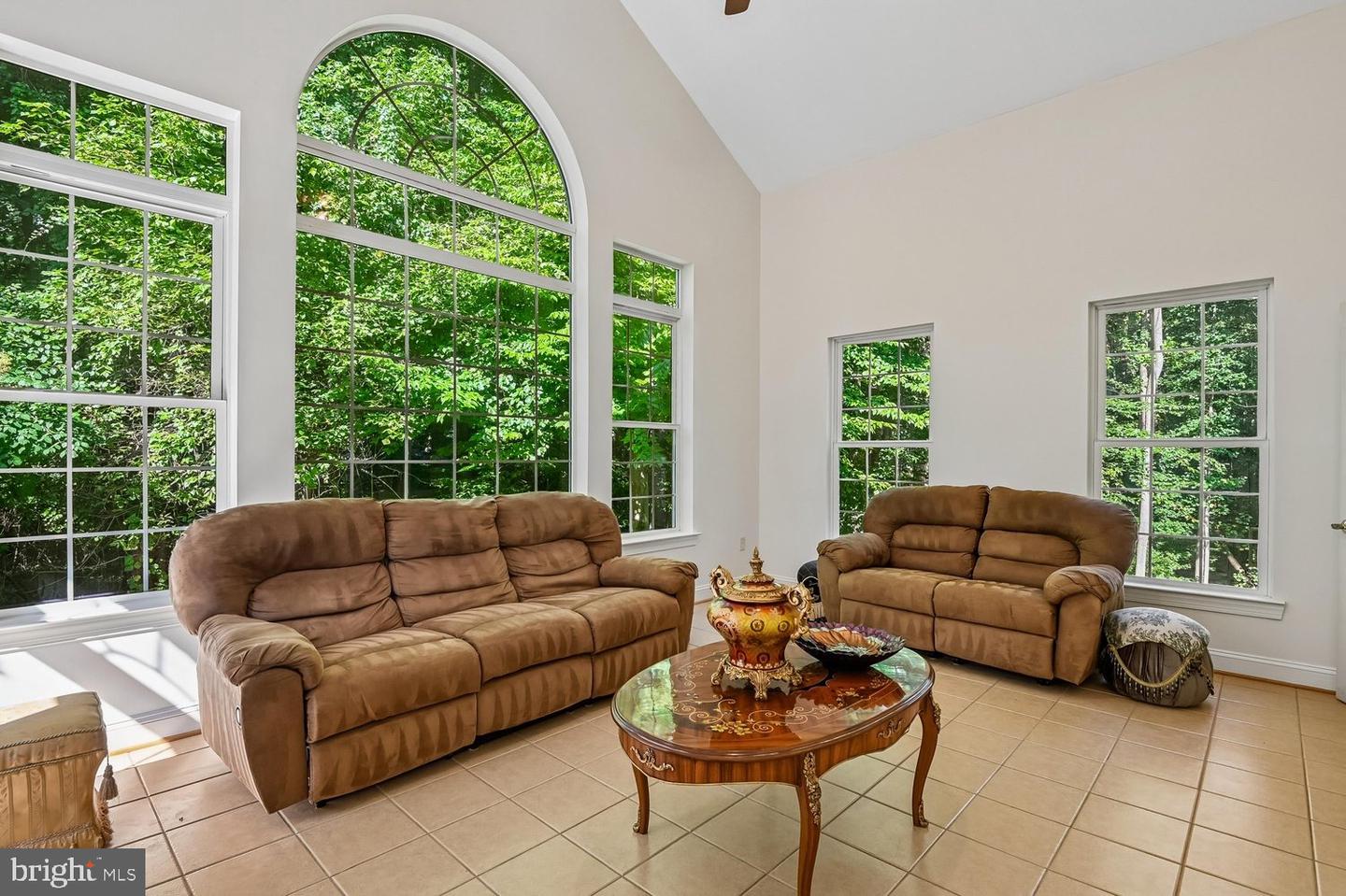 1178 Gumbottom Rd Property Photo 4