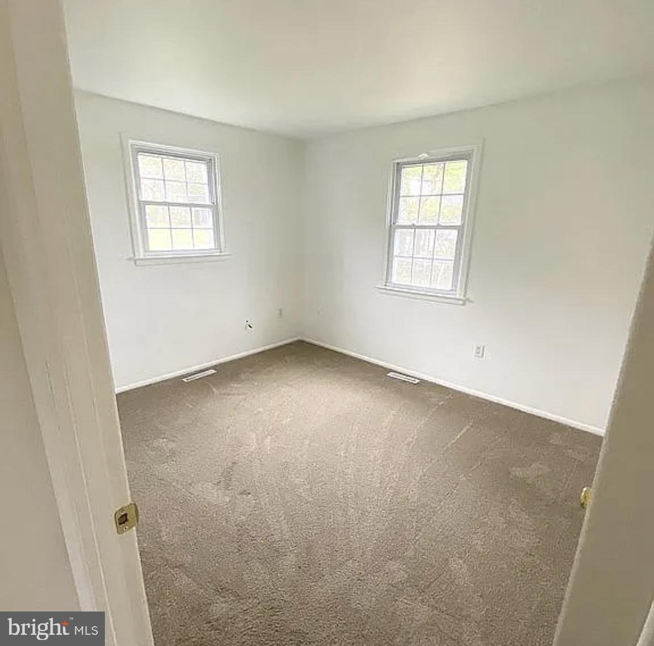 231 Sycamore Rd Property Photo 12
