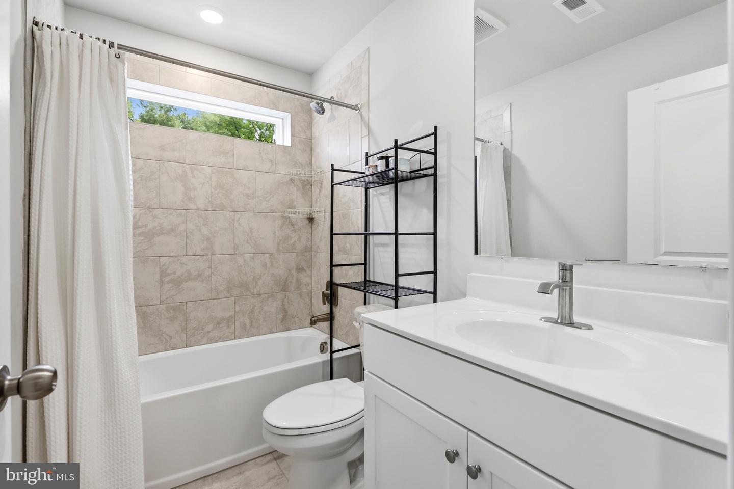 6815 Winterhill Ln Property Photo 25