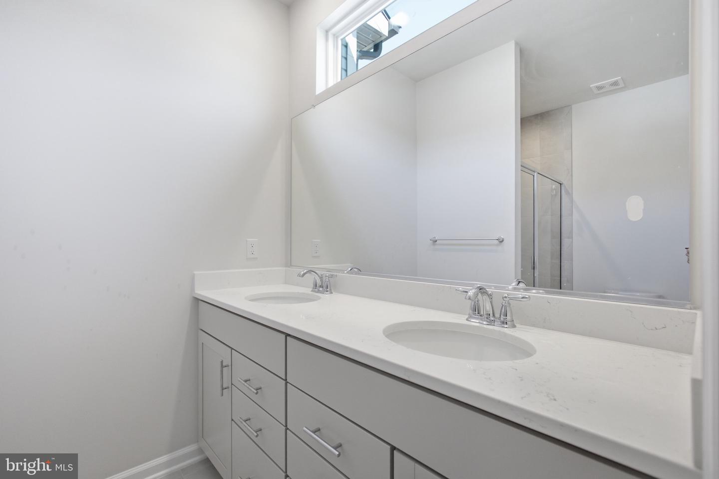3349 Watershed Blvd Property Photo 18