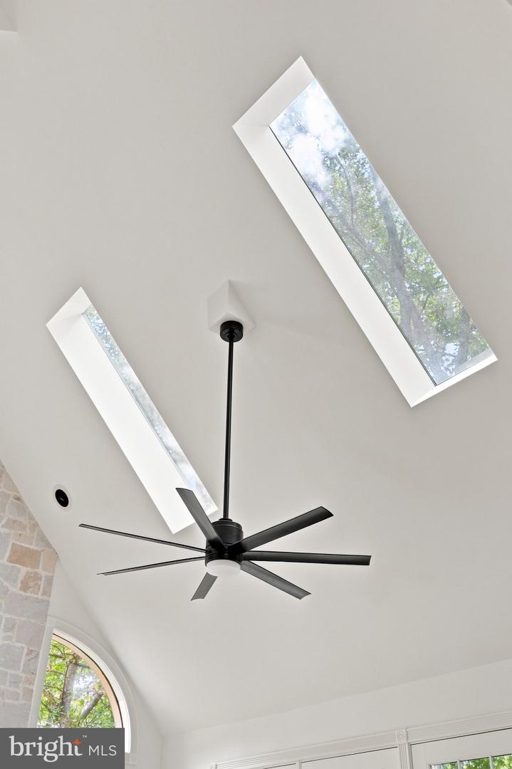 221 Spring Race Ct Property Photo 12