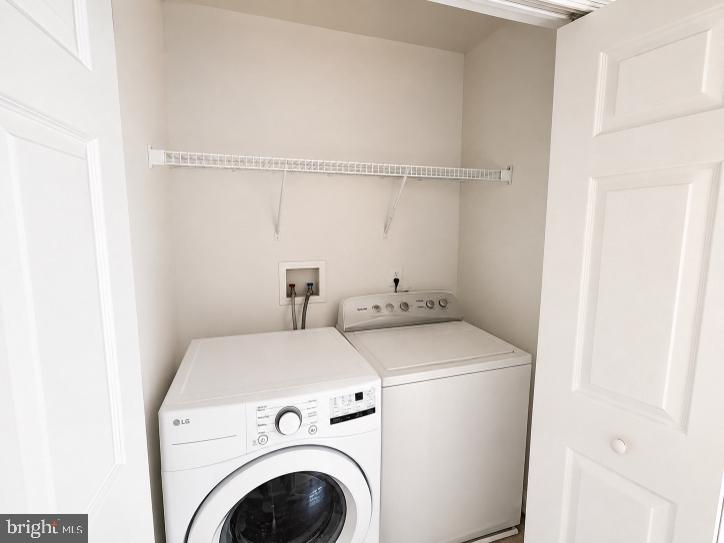 95 Harbour Heights Dr #95 Property Photo 12