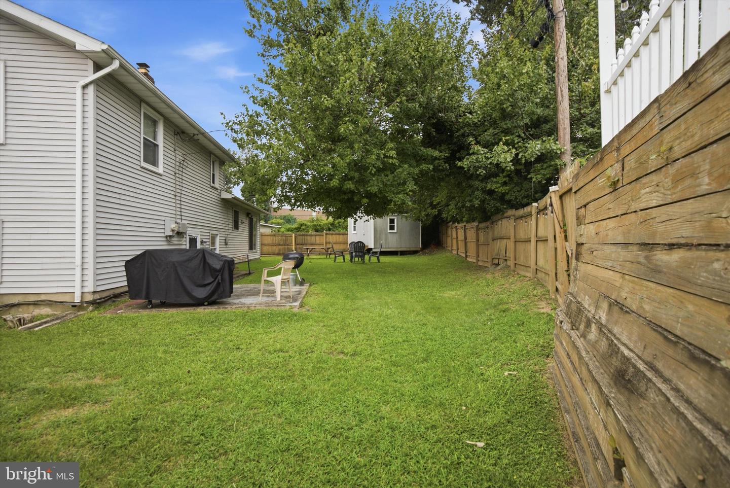 208 Devon Ct Property Photo 31
