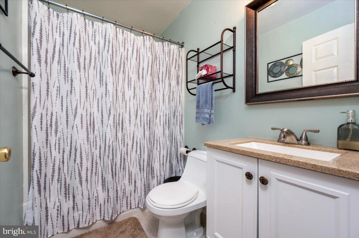 1402 Isted Rd Property Photo 16