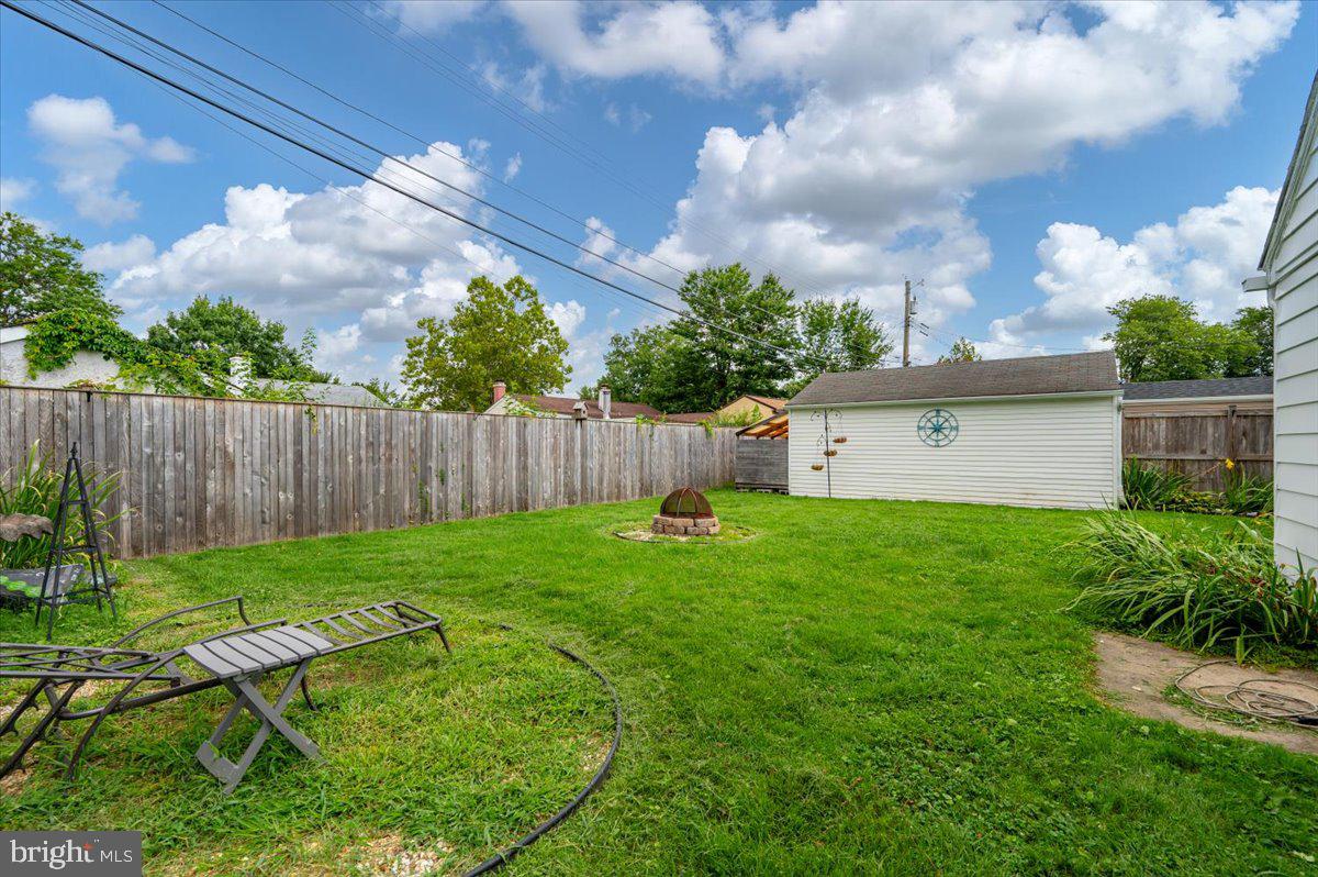 1402 Isted Rd Property Photo 29