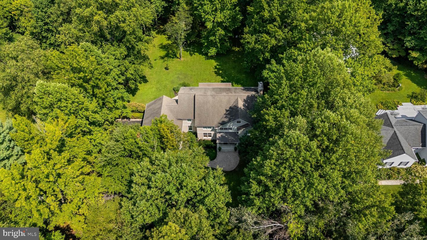 5223 Grenock Dr Property Photo 14