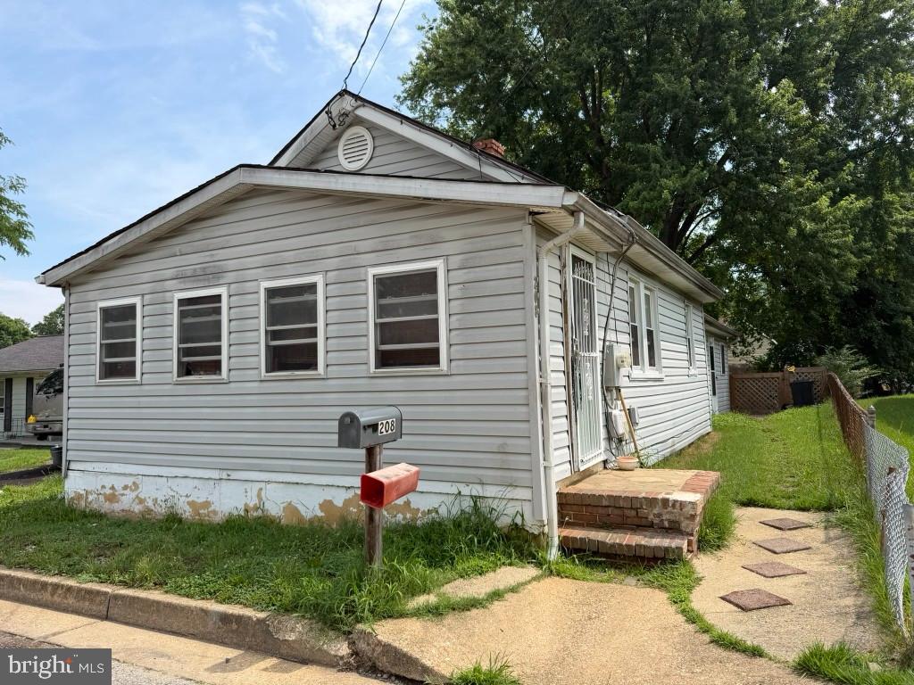 208 Parker Ave Property Photo 1