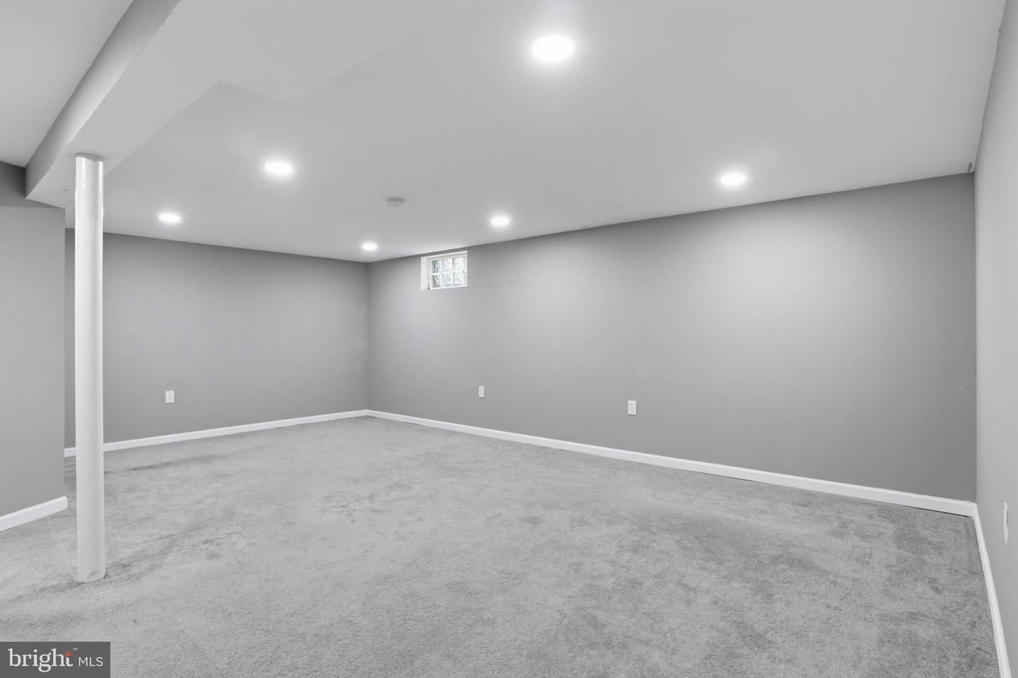 205 Hollywood Ct Property Photo 22