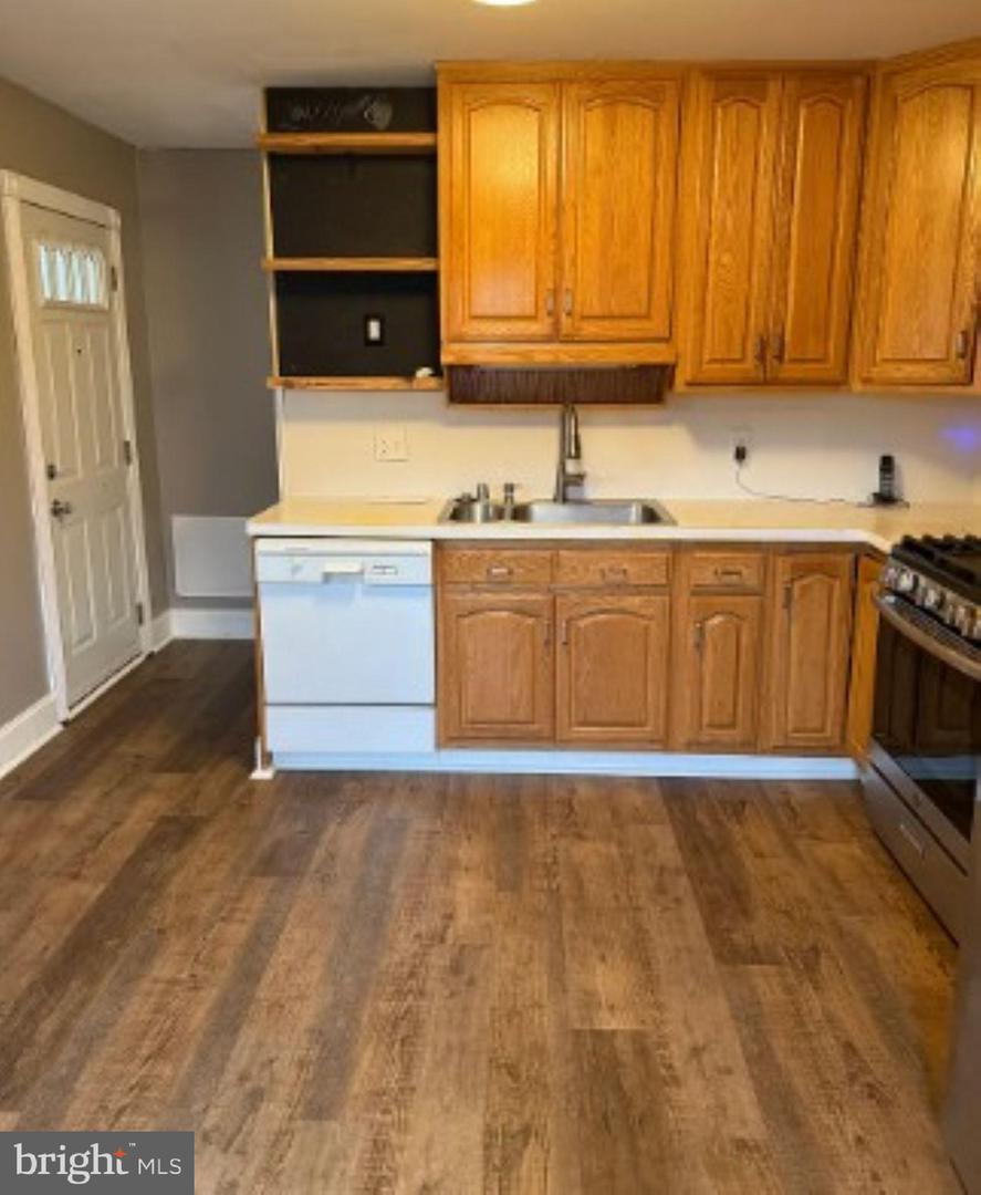 1034 Dumbarton Rd Property Photo 8