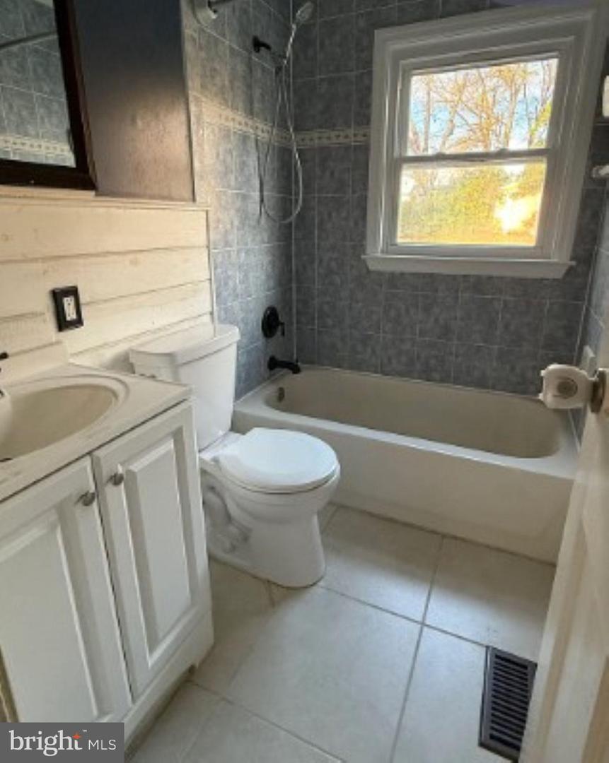 1034 Dumbarton Rd Property Photo 17