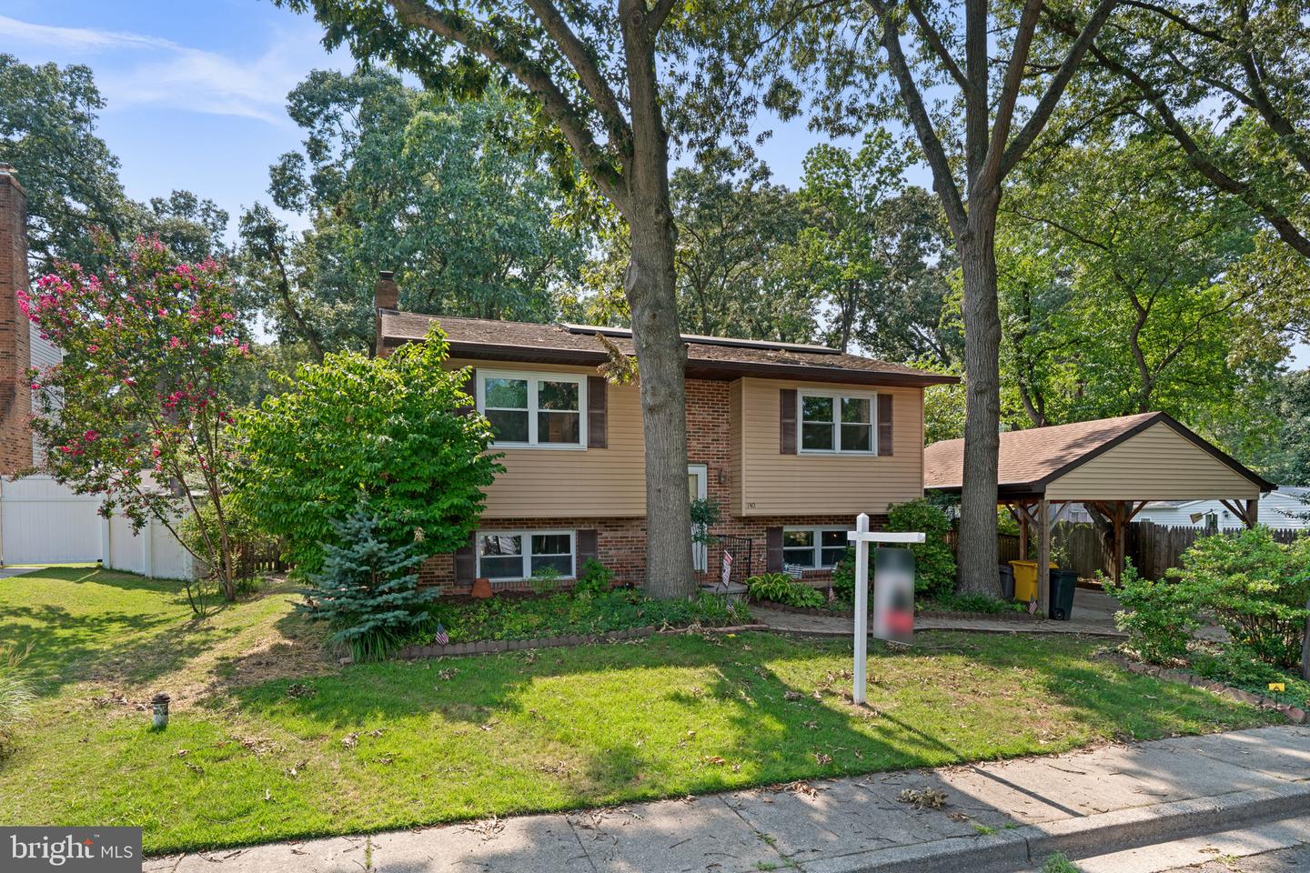 140 Pennsylvania Ave Property Photo 1
