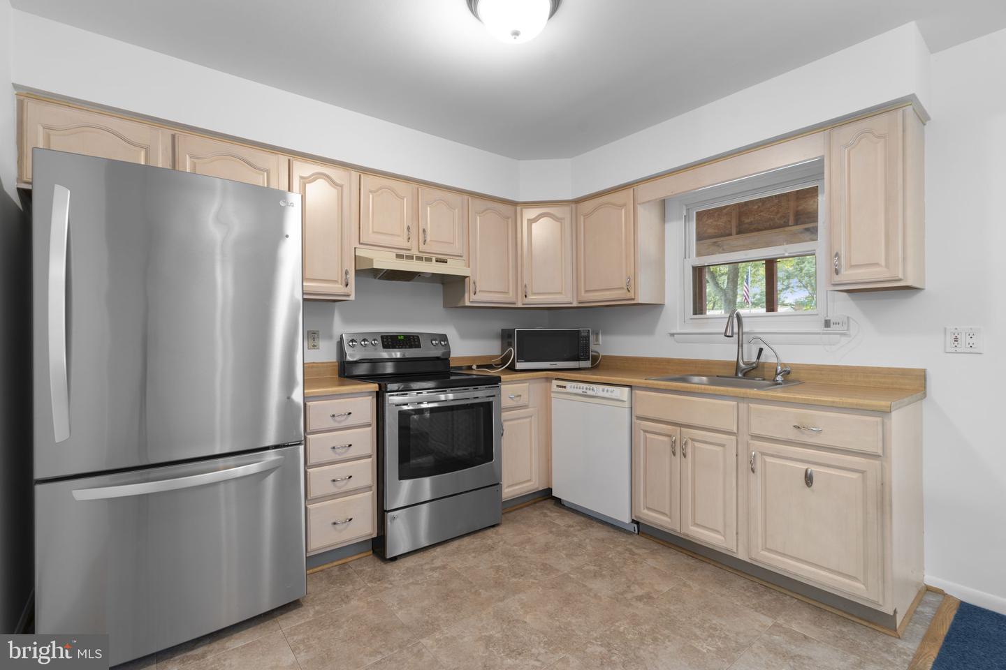 140 Pennsylvania Ave Property Photo 11