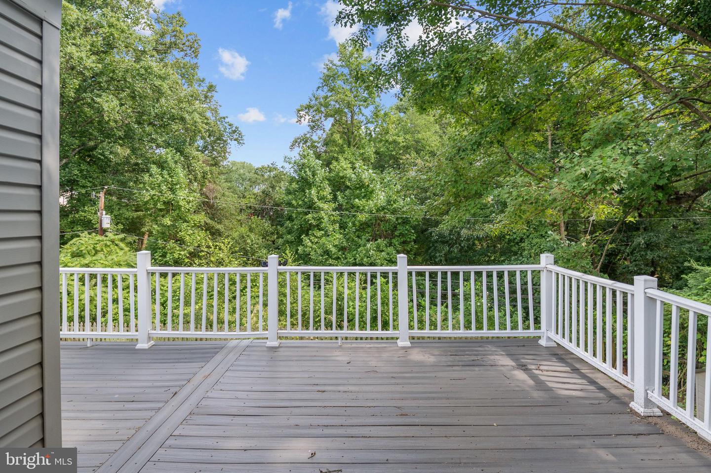 541 Crestpark Dr Property Photo 13