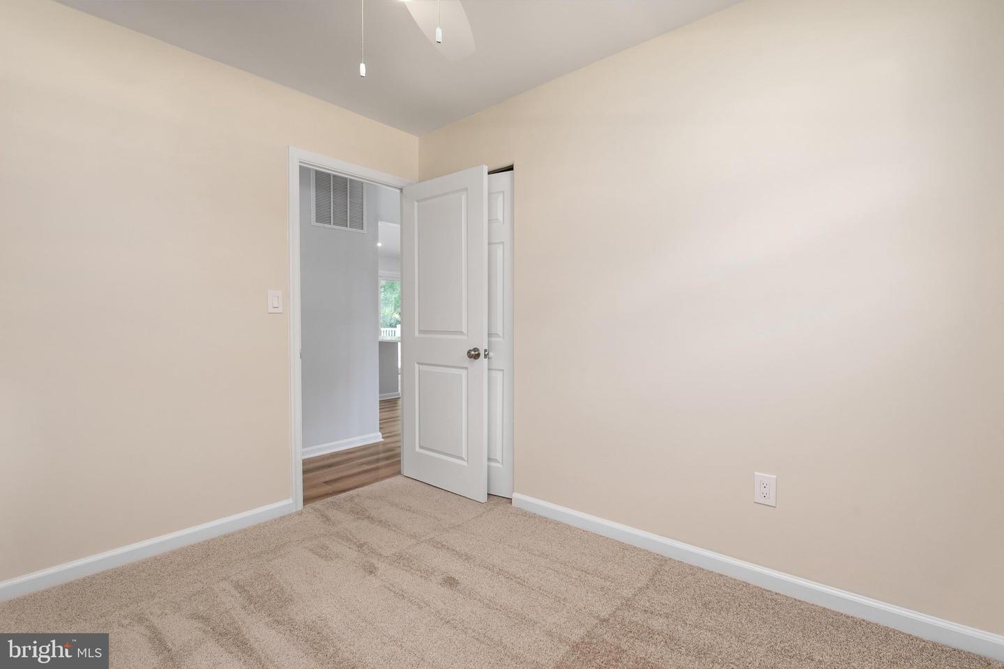 541 Crestpark Dr Property Photo 17