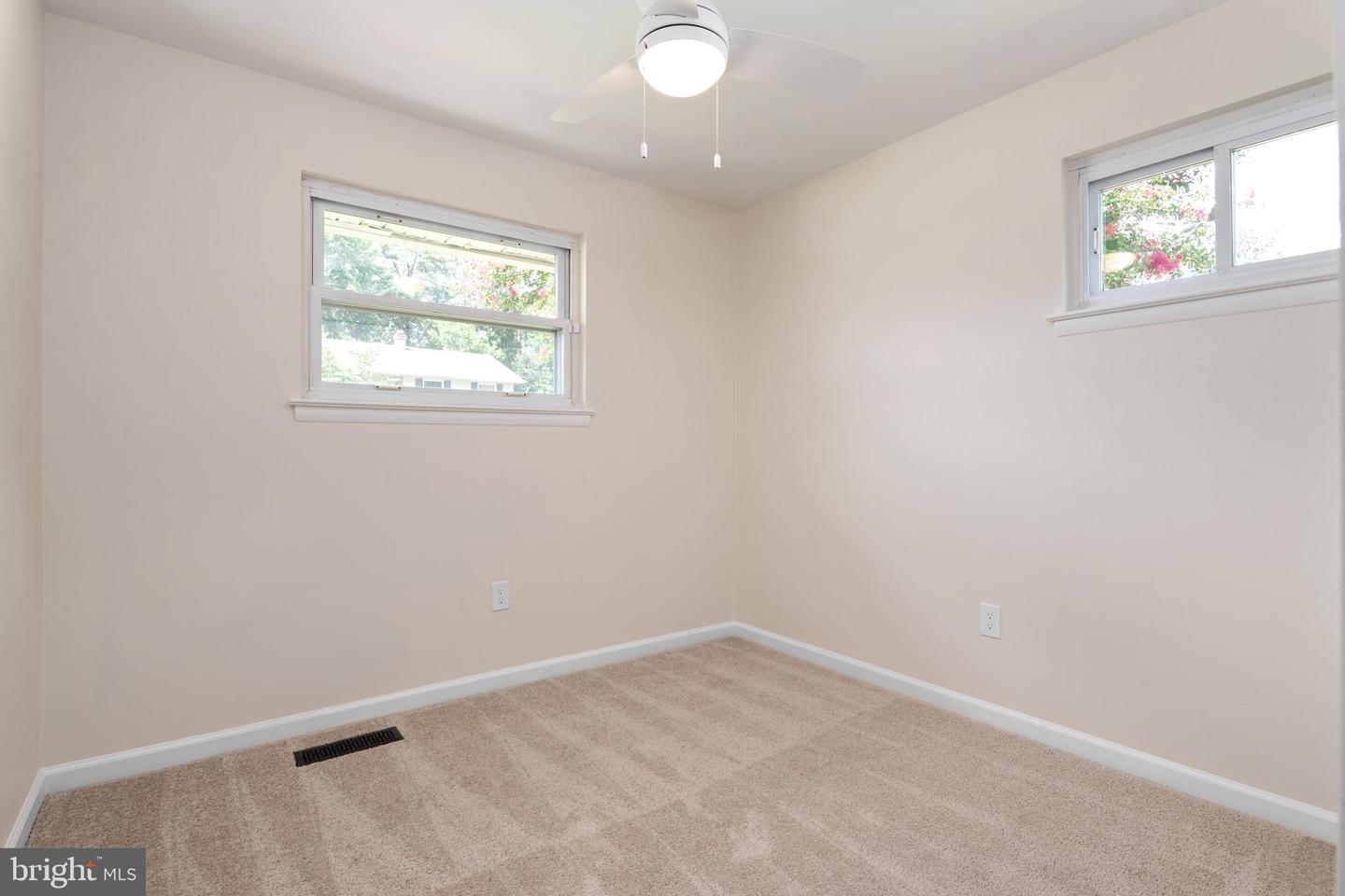 541 Crestpark Dr Property Photo 21